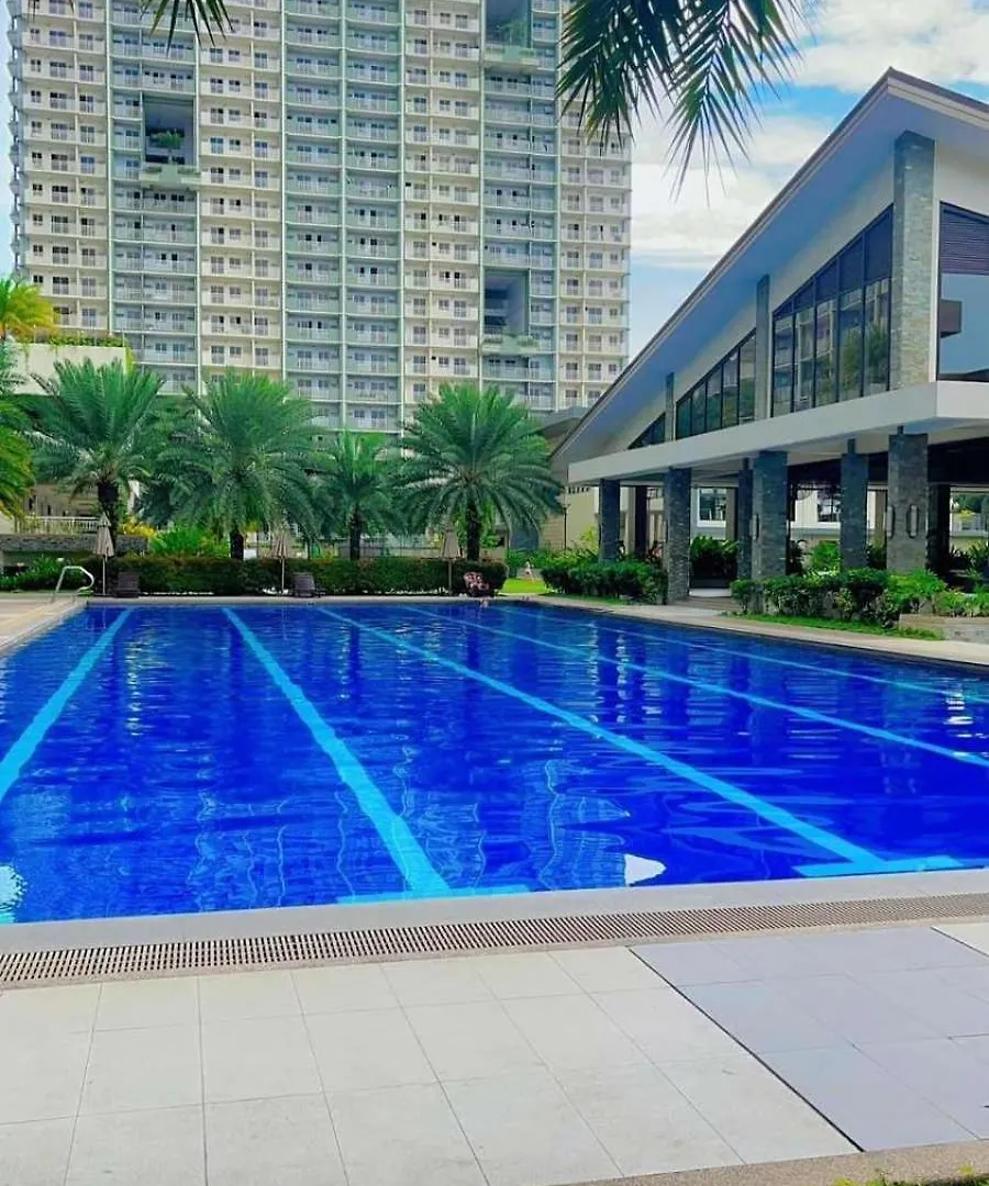1 Bedroom Condo With Balcony In Verdon Parc With Sea View Sanghay 0*,  Philippines